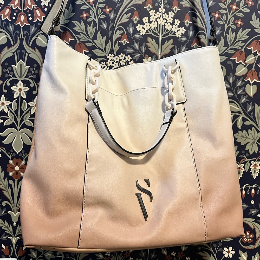 Vera Wang Elegant Cream and Black Tote